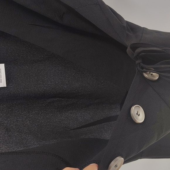 Love J Black Wrap Blouse With Button Detail Size Large Puff Short Sleeve - Picture 6 of 10